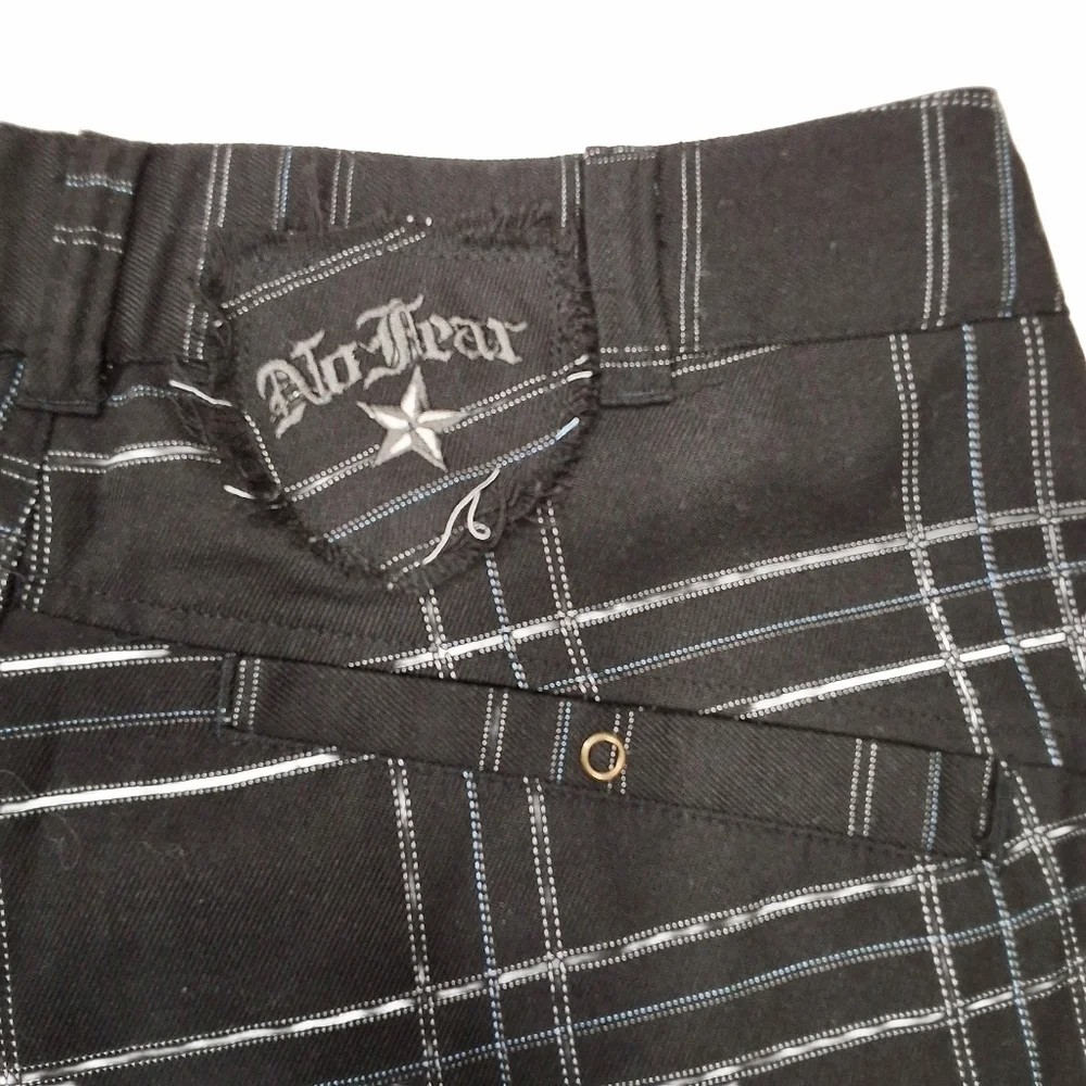 No Fear Vintage Mens Y2K Black Plaid Knee Length Streetwear Shorts - Picture 5 of 8